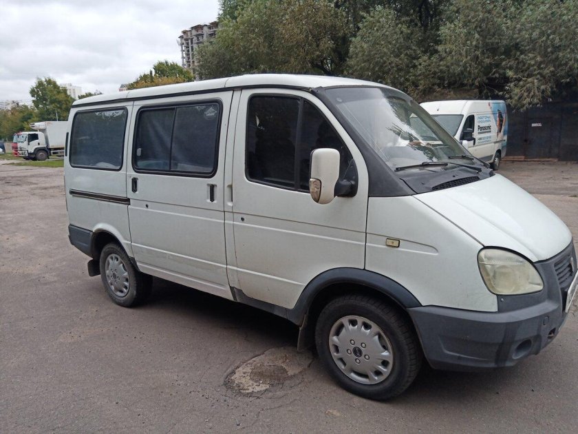 Газ газель 3221 8 мест