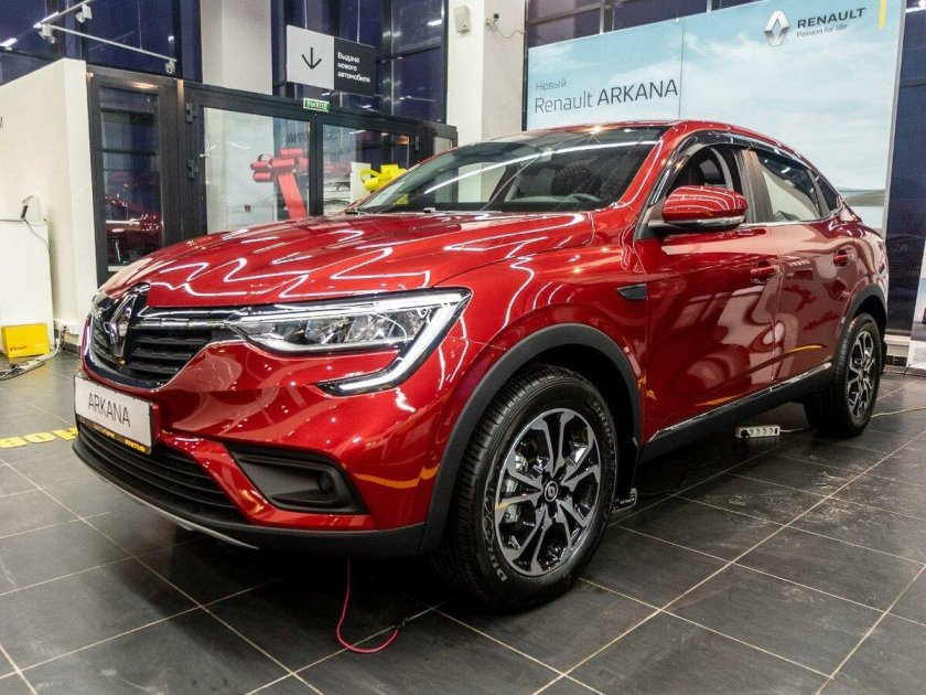 Рено аркана красная