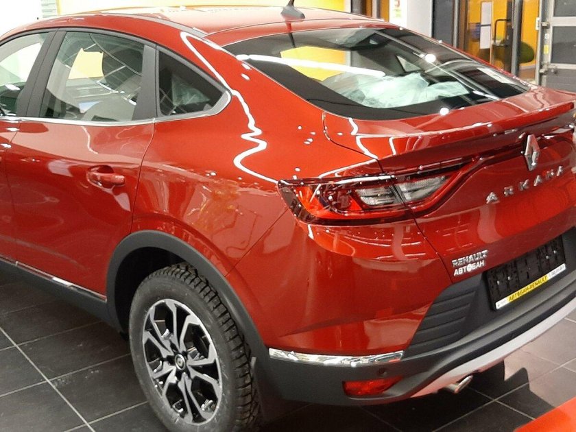 Рено аркана красная 2021