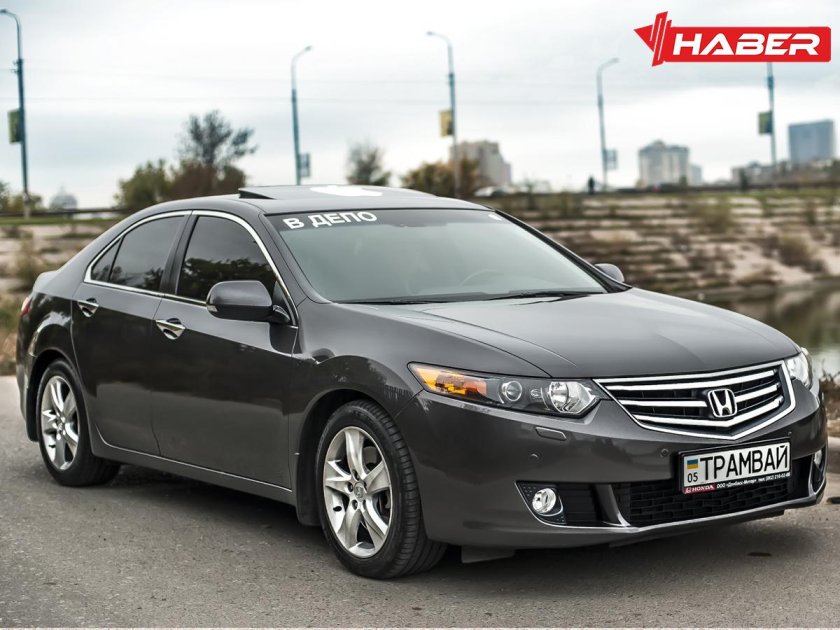 Машина Honda Accord