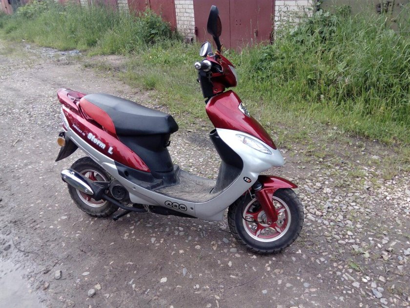 Скутер ABM 50 кубов