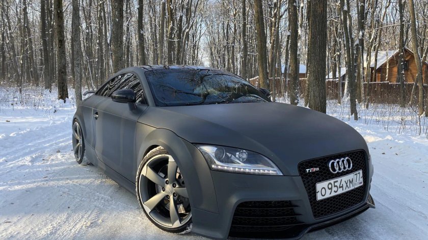Ауди ТТ серая