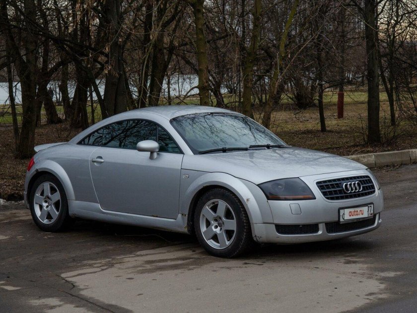 Ауди ТТ 1.8