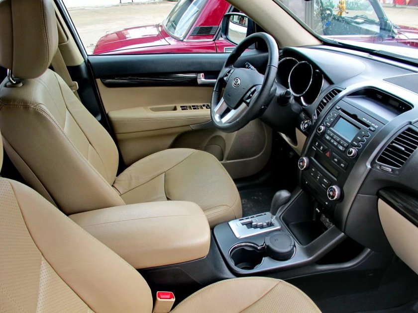 Kia Sorento 2 салон