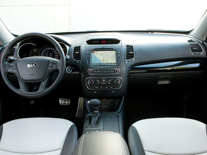 Kia Sorento 2 салон