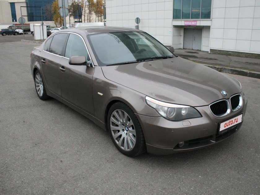 Бмв 5 2005