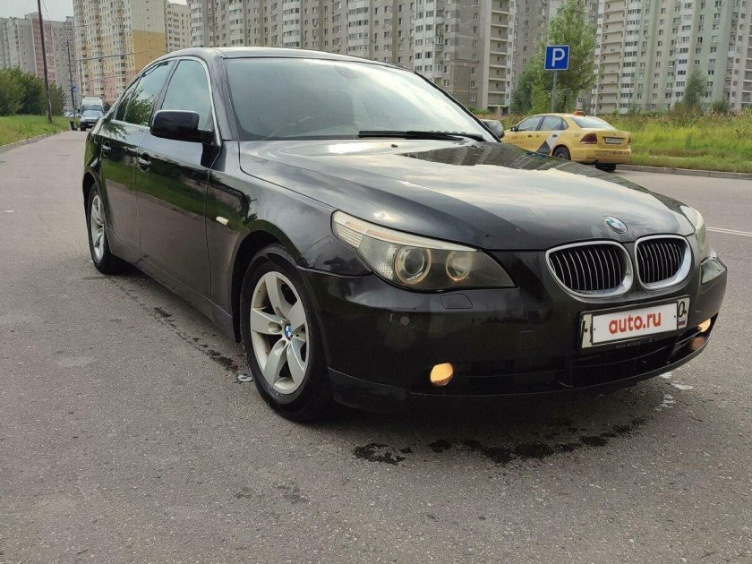 БМВ 523 2005