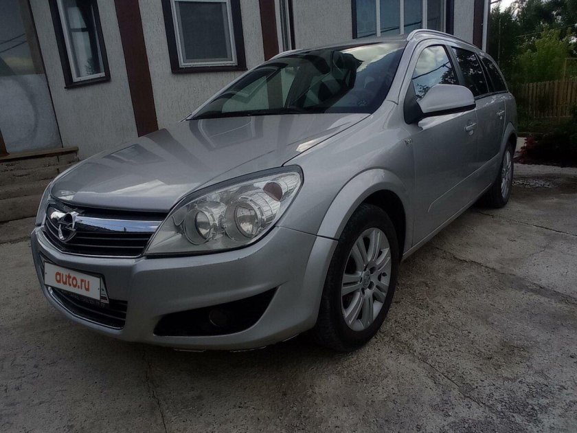 Опель астра универсал 2011