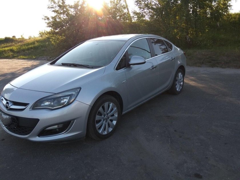 Opel Astra j Рестайлинг 2013