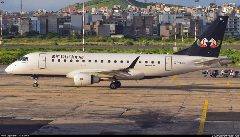 Embraer emb 120 brasilia