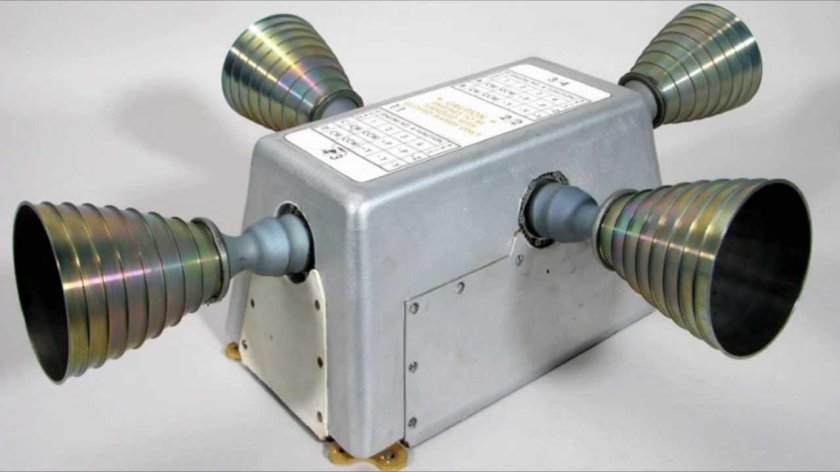 Двигатели ориентации космического аппарата