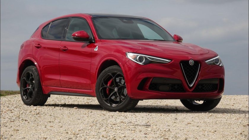 Alfa romeo stelvio quadrifoglio