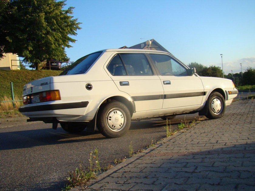 Volvo 360 GLS