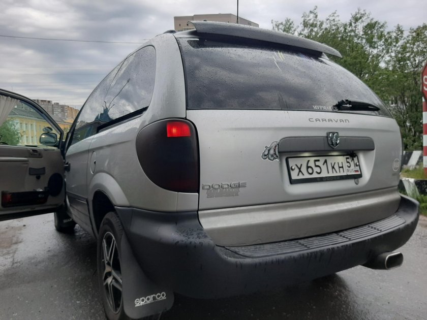 Додж Караван 2.4 2001