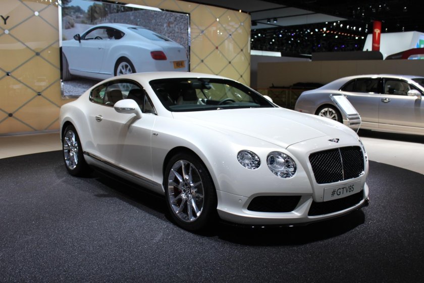 Bentley continental gt 2015 white
