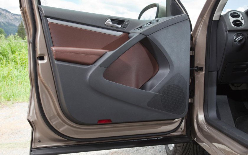 Дверь Фольксваген Тигуан