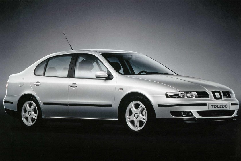 Сеат толедо (1999-2004)