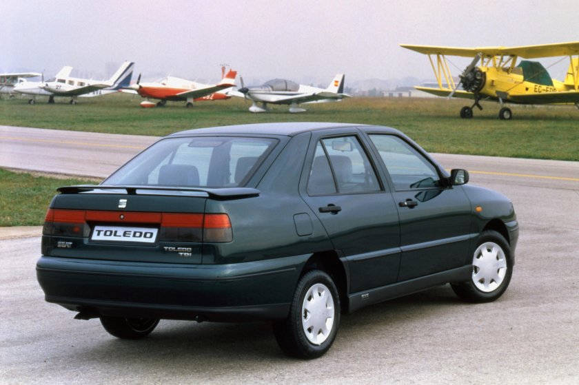 Seat Toledo 1 поколение