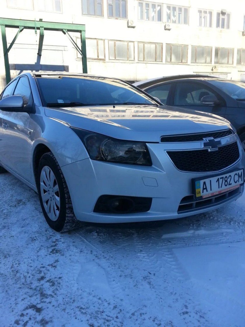 Тонировка фар Шевроле Круз