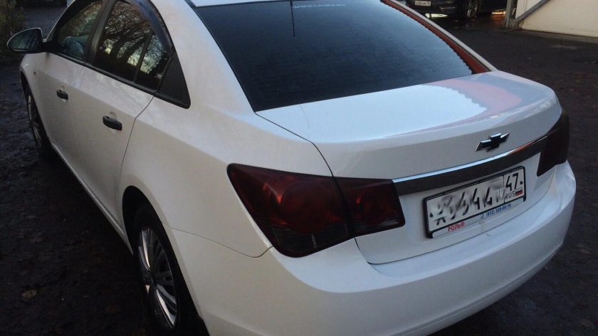 Тонировка передних фар Шевроле Круз