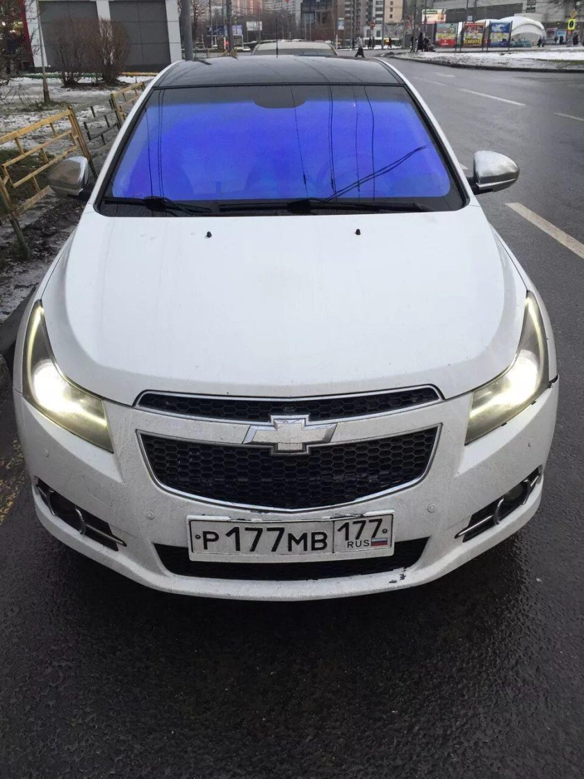 Chevrolet Cruze белый тонированный