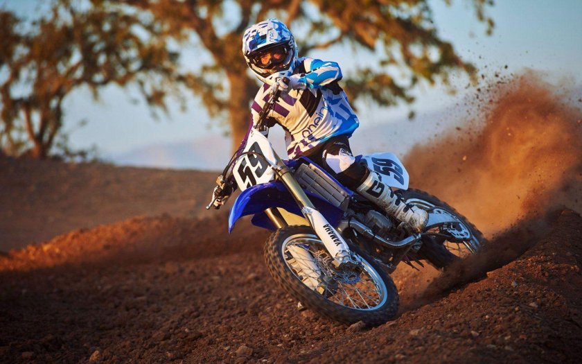 Yamaha YZ 125 стант