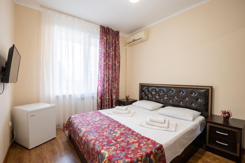 Сансет Хилл Адлер