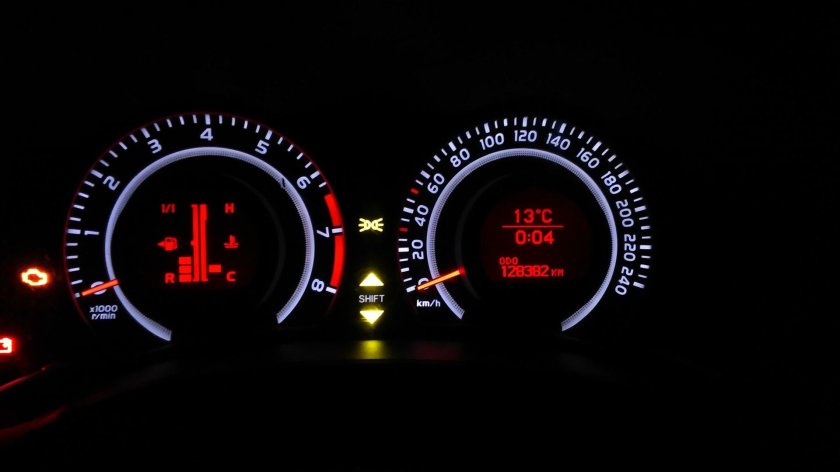 Подсветка комбинации приборов Тойота Королла 150