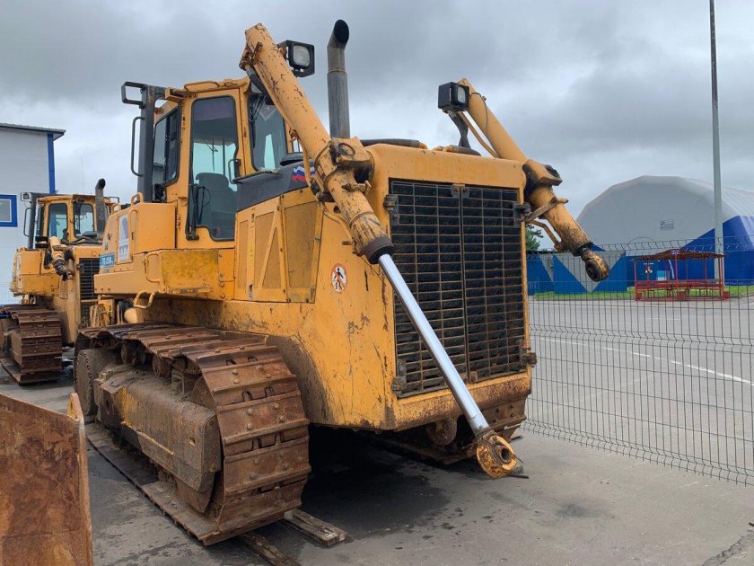 Бульдозер Dressta td-25m Extra