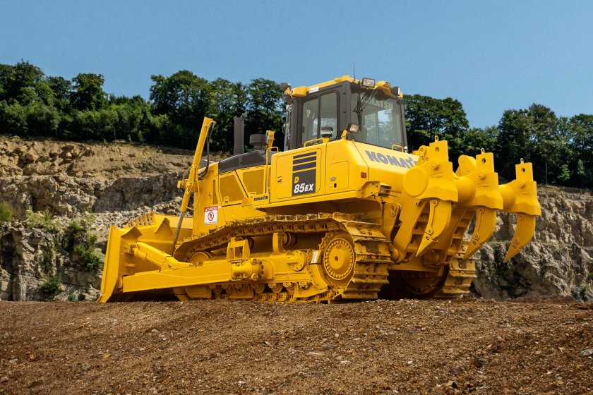 Komatsu d85