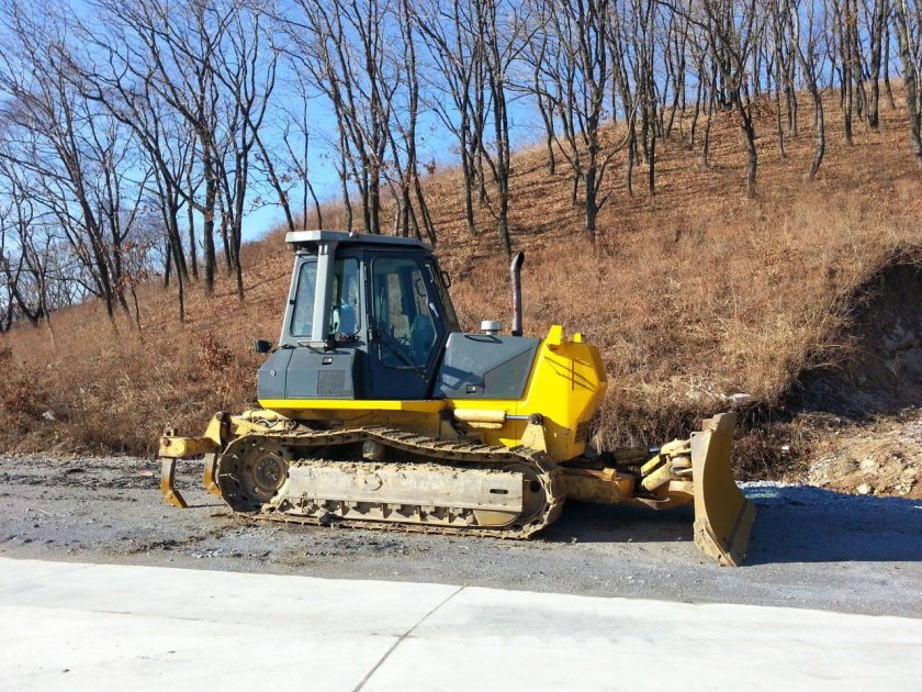 Бульдозер Komatsu d41
