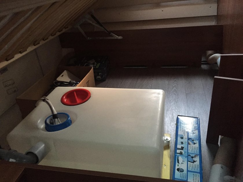 Бак для воды в автодом кемпер