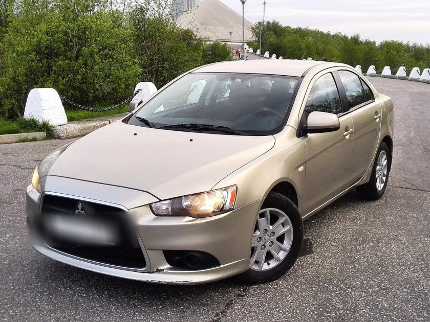 Mitsubishi Lancer 2011