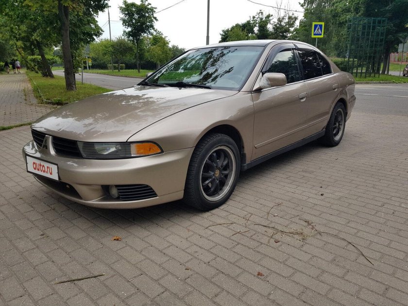 Mitsubishi Galant 2002 Рестайлинг