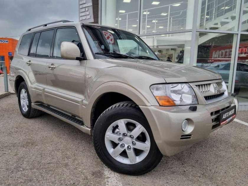 Митсубиси Монтеро 2005