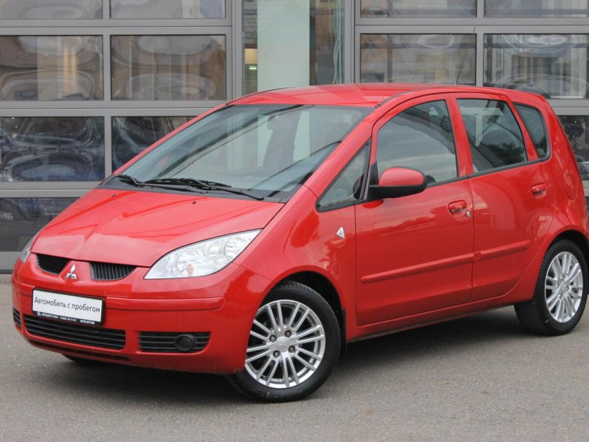 Colt машина Mitsubishi