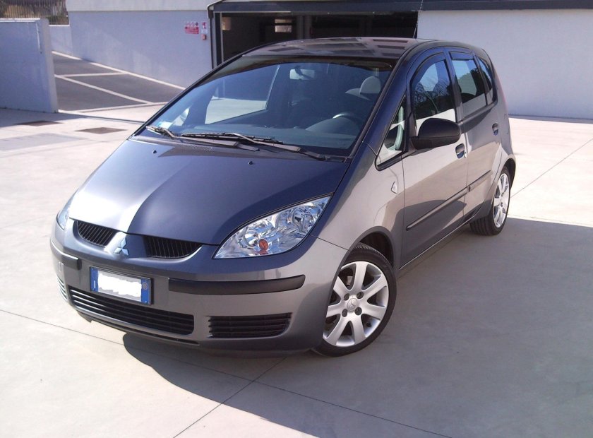 Mitsubishi Colt 2005