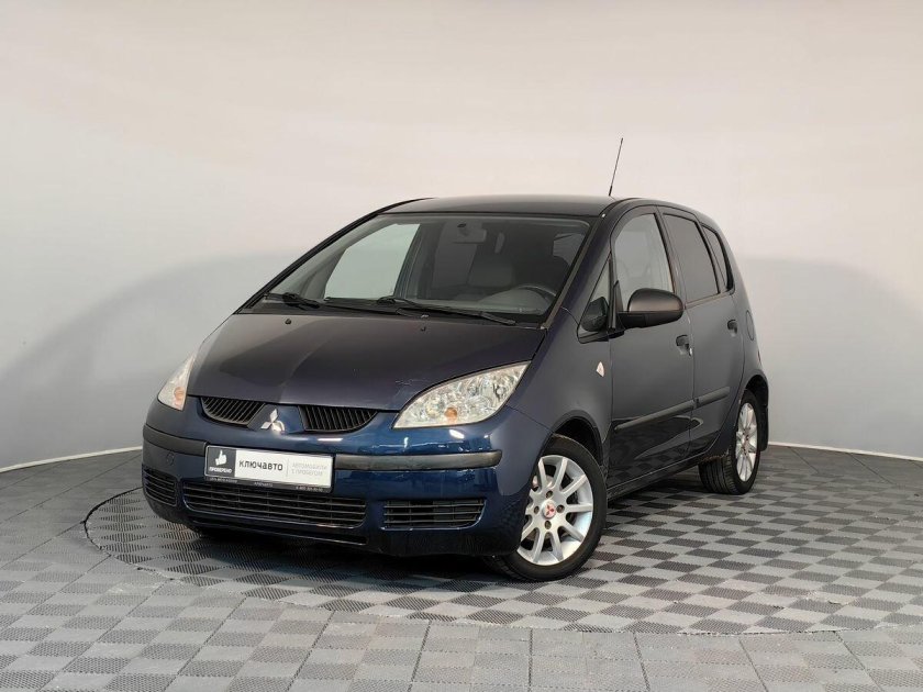 Кольт синего цвета