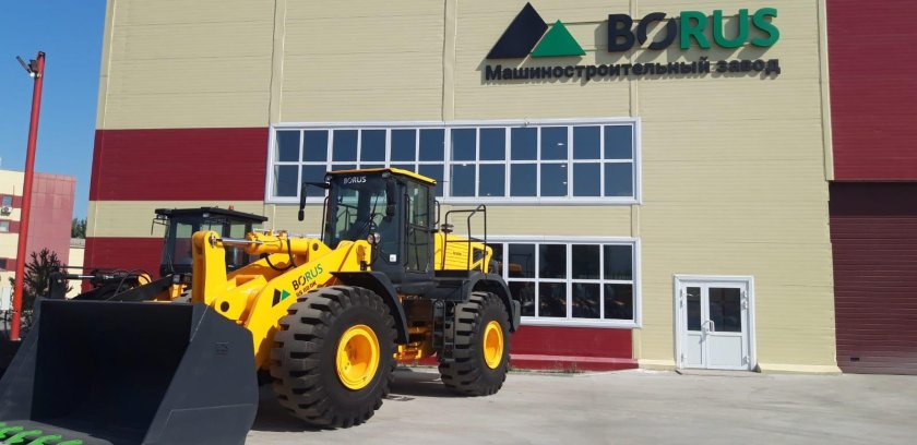 Экскаватор-погрузчик borus br-840