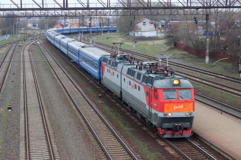 Пассажирские поезда