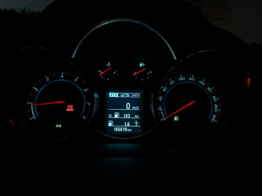 Шевроле круз 1 6