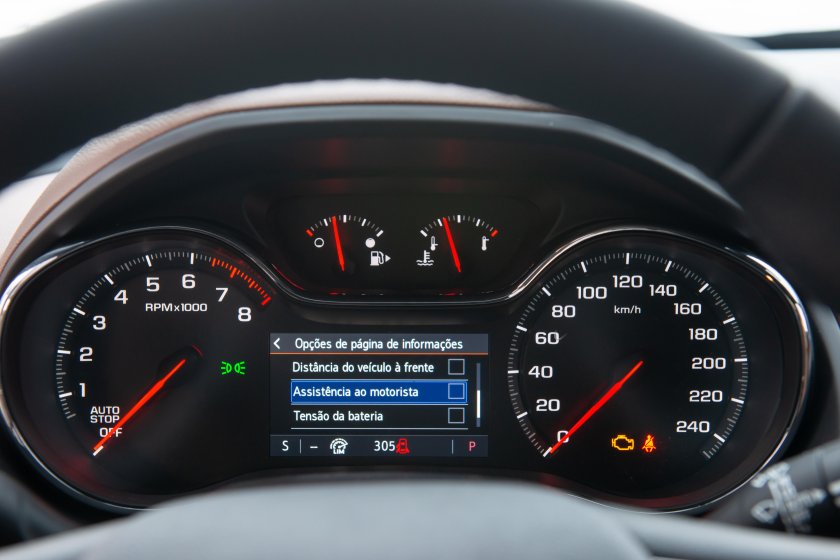 Приборная панель Шевроле Круз