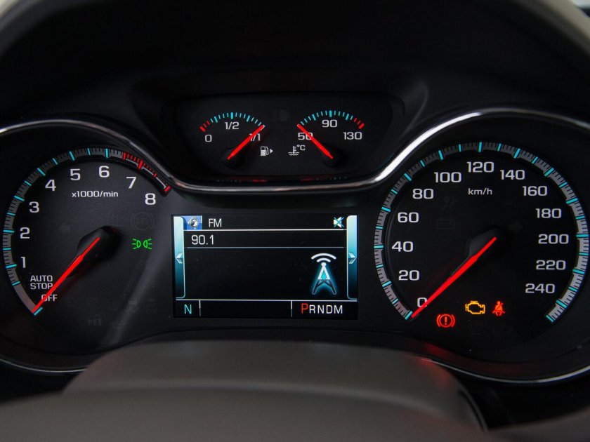 Шевроле круз приборная панель