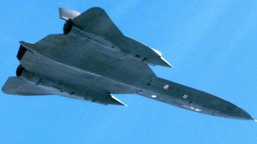 Ср-71 самолёт разведчик