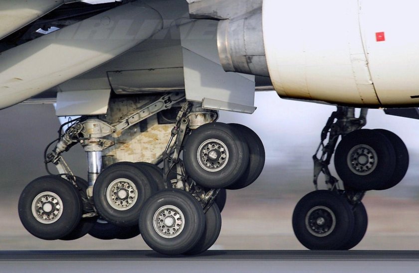 Шасси самолета