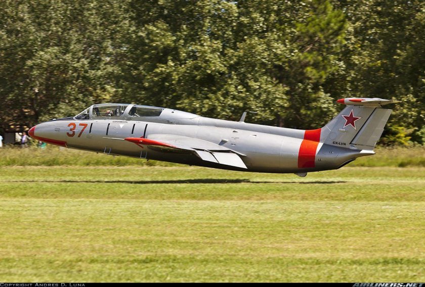 Aero l 29 delfin самолёт