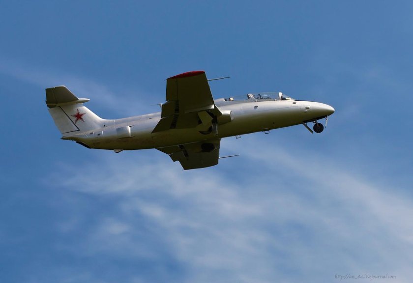 Л-29 Дельфин