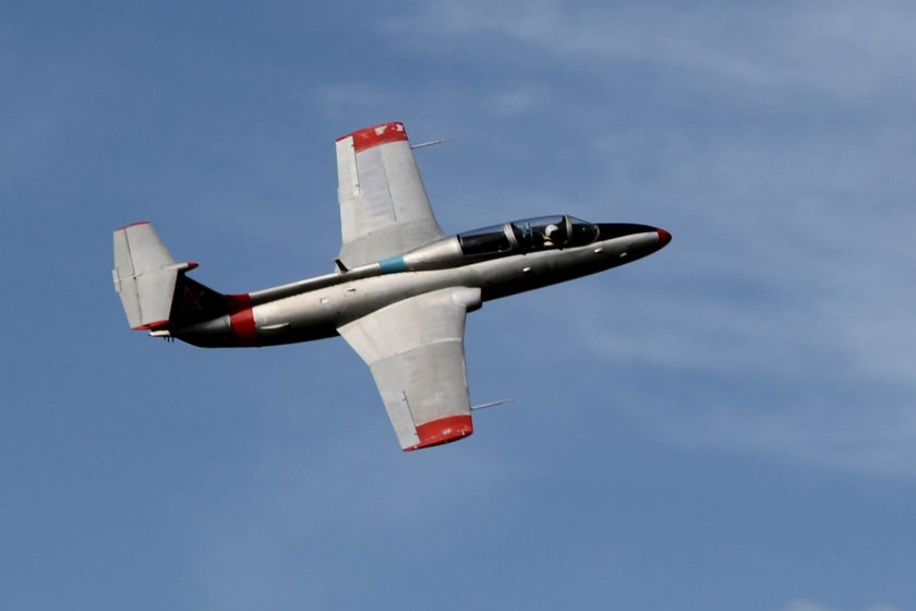 Самолет Aero l-29 Delfin