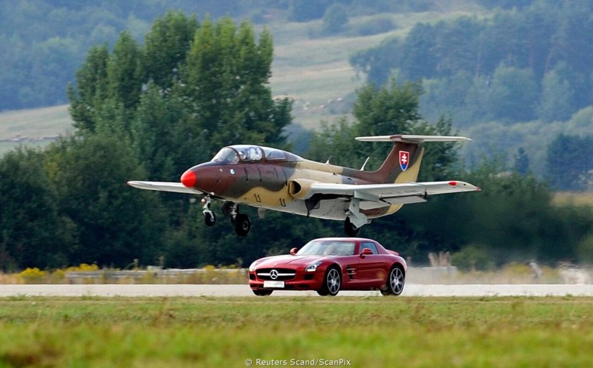 Л-29 Дельфин