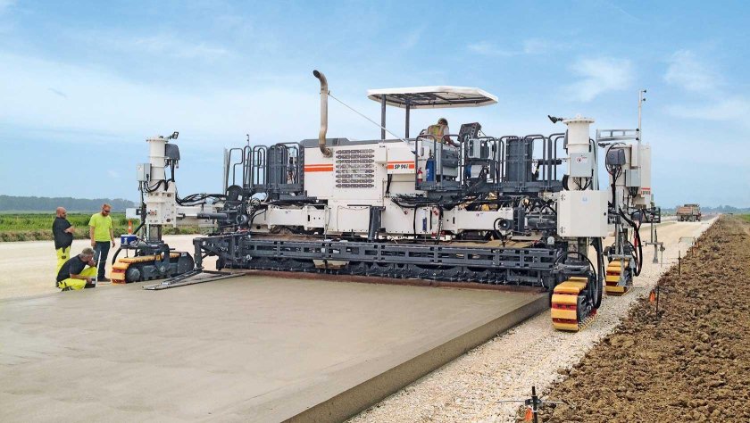 Бетоноукладчик wirtgen sp 64